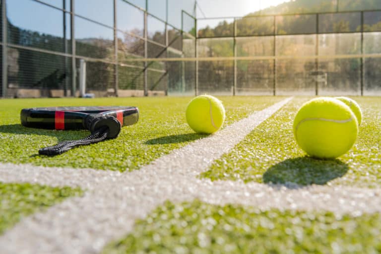 Best Tennis Balls For Artificial Grass