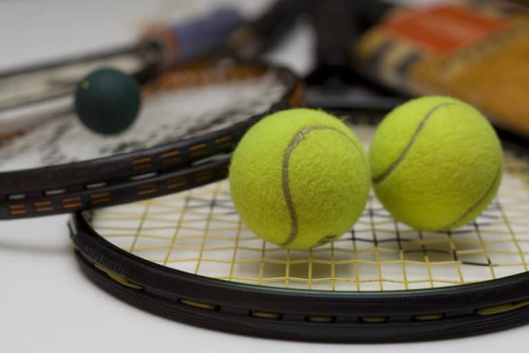 Is Tennis Or Squash Better?